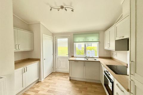 2 bedroom park home for sale, Orchard Bungalows, Crow Piece Lane, Burnham Beeches, Farnham Common