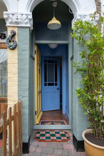 26 Barmeston Road, London, SE6 3BH