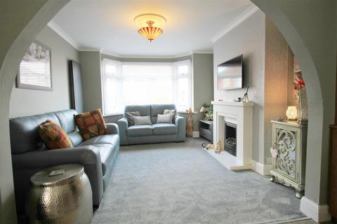 3 bedroom semi-detached house for sale, Mansfield Close, Manchester M34