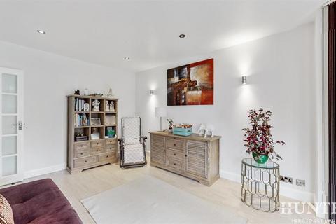 4 bedroom detached house for sale, Donnington Road, Kenton, Harrow, Middlesex, HA3 0NA