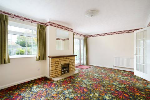 2 bedroom bungalow for sale, Mills Close, Broadway, Worcestershire, WR12