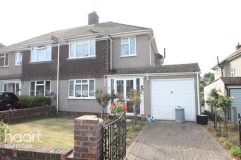 3 bedroom semi-detached house to rent, Roseberry Gardens, Orpington