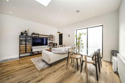 1 bedroom flat for sale, Coldharbour Lane, London SW9