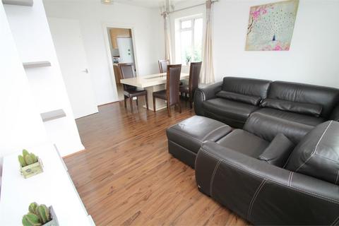 2 bedroom flat to rent, Oak Lane, East Finchley, N2