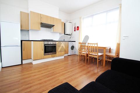 2 bedroom flat to rent, Cavendish Road, London N4