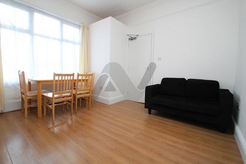 2 bedroom flat to rent, Cavendish Road, London N4