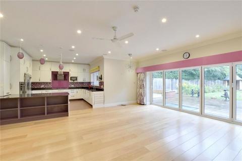 Hoblands Cottage Kemnal Road, Chislehurst, BR7 6LY