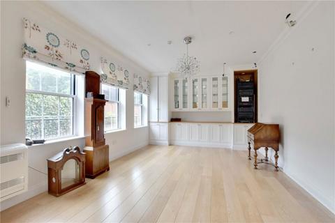 Hoblands Cottage Kemnal Road, Chislehurst, BR7 6LY