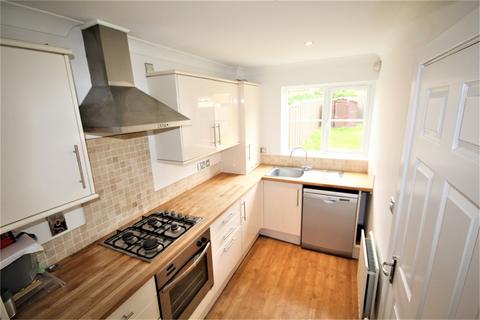 3 bedroom townhouse to rent, Layters Avenue, Chalfont St Peter SL9