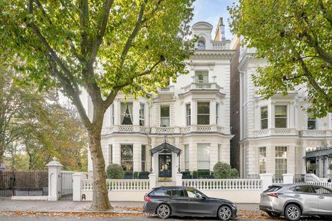 6 bedroom flat for sale, Holland Park, London