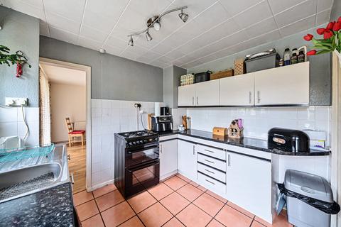 4 bedroom terraced house for sale, Pendle Close, Millbrook, Southampton, Hampshire, SO16