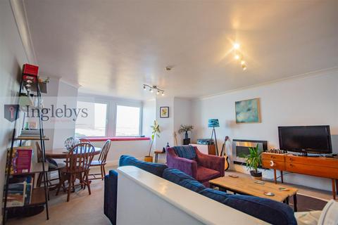 2 bedroom apartment for sale, 17 Marine Parade, Saltburn-By-The-Sea