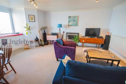 2 bedroom apartment for sale, 17 Marine Parade, Saltburn-By-The-Sea