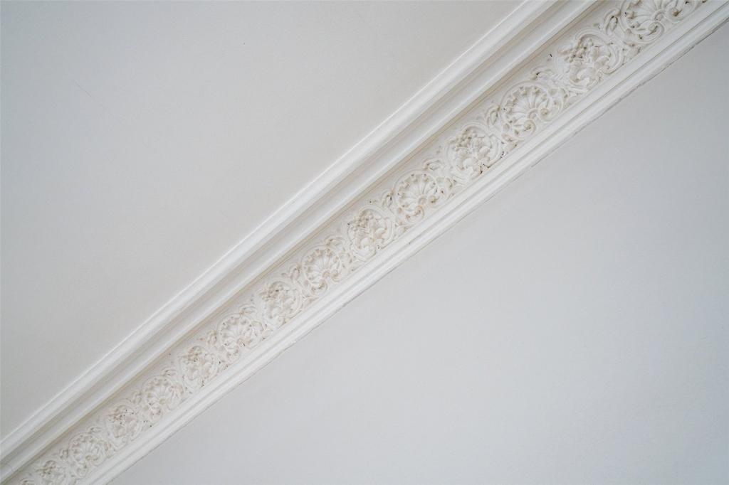 Cornice