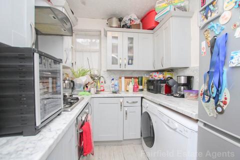 2 bedroom maisonette for sale, Bushey Mill Lane, North Watford