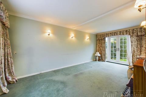4 Dunley Drive, New Addington, Croydon, CR0 0RY