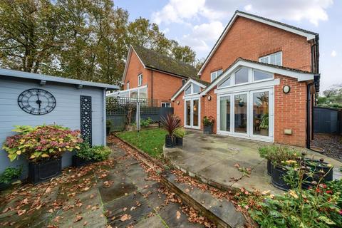 4 bedroom detached house for sale, Kennington,  Oxford,  OX1