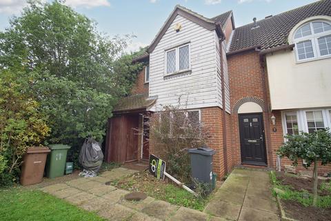 3 bedroom end of terrace house for sale, Grays RM17