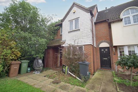 11 Astley, Grays, RM17 6UY