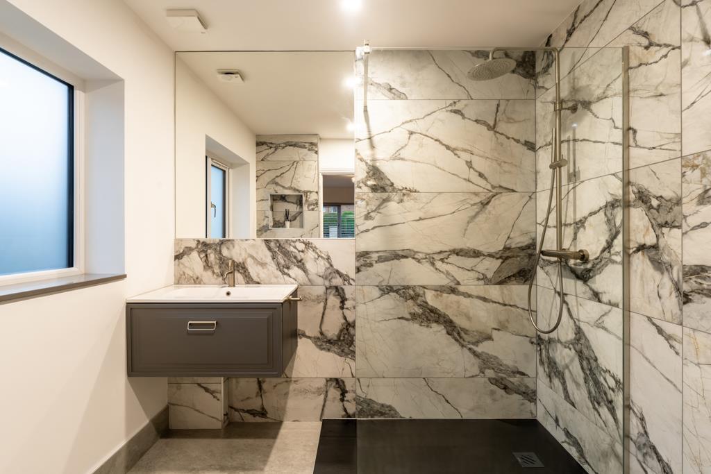 Bedroom 4 En-Suite Shower Room