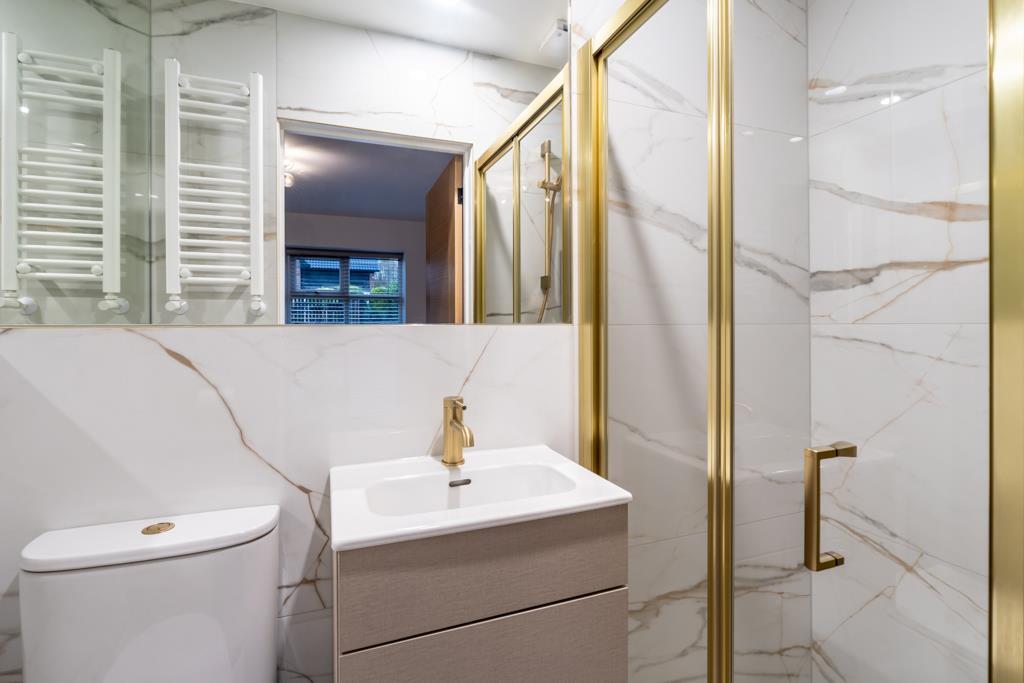 Bedroom 3 En-Suite Shower Room