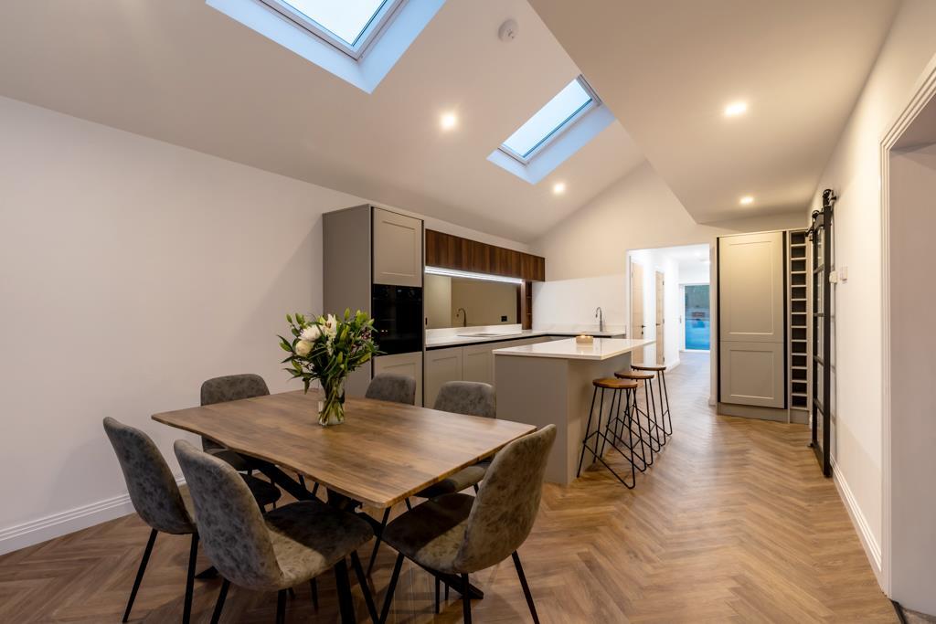 Dining Kitchen