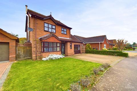 3 bedroom detached house for sale, Hawthorne Gardens, North Lincolnshire DN19