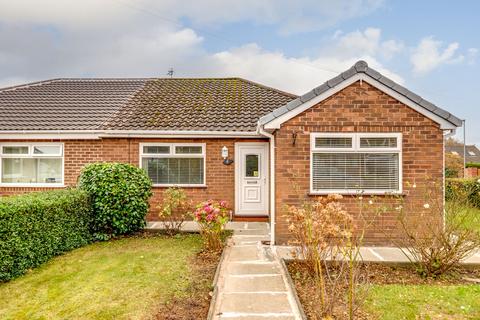 3 bedroom semi-detached bungalow to rent, Naylor Farm Avenue, Wigan WN6