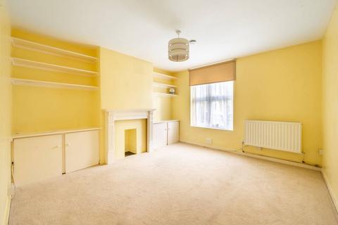 1 bedroom flat to rent, Union Road, Clapham, London, SW8