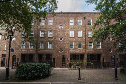 3 bedroom flat for sale, Carburton Street, Fitzrovia, London, W1W