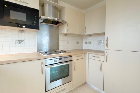 2 bedroom apartment to rent, Miles Close, London