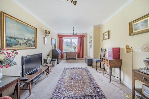 16 Field End, Kings Worthy, Winchester, SO23 7PZ