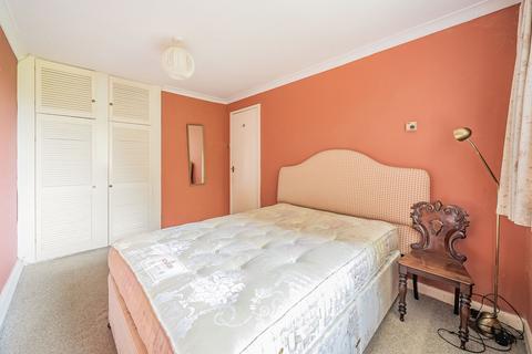 16 Field End, Kings Worthy, Winchester, SO23 7PZ