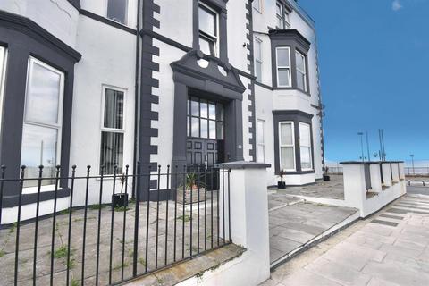 2 bedroom apartment to rent, Montague Apartments, Esplanade, Whitley Bay