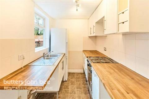 2 bedroom terraced house to rent, Grosvenor Avenue, Oakhill