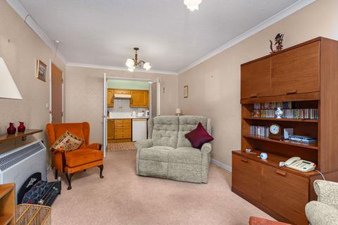 2 bedroom ground floor flat for sale, George Street, Kettering NN16