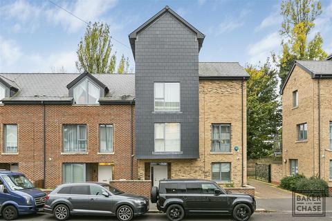 2 bedroom townhouse for sale, Parsonage Lane, Enfield EN2