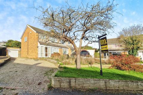 3 bedroom semi-detached house for sale, Giffins Close, Braintree CM7