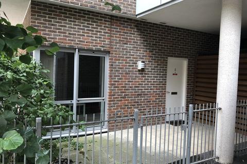 1 bedroom flat to rent, Cross Street, Portsmouth PO1