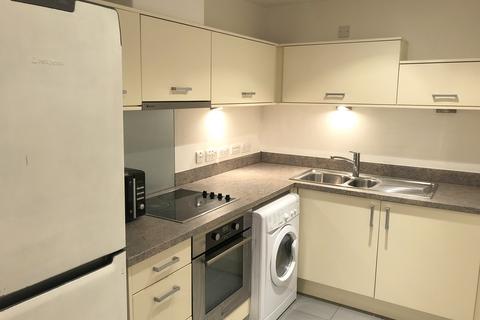 1 bedroom flat to rent, Cross Street, Portsmouth PO1