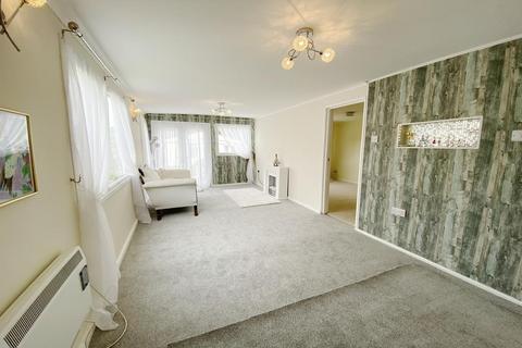 2 bedroom park home for sale, Gladelands Park, Ringwood Road, Ferndown, Dorset