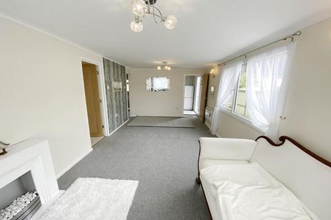 2 bedroom park home for sale, Gladelands Park, Ringwood Road, Ferndown, Dorset