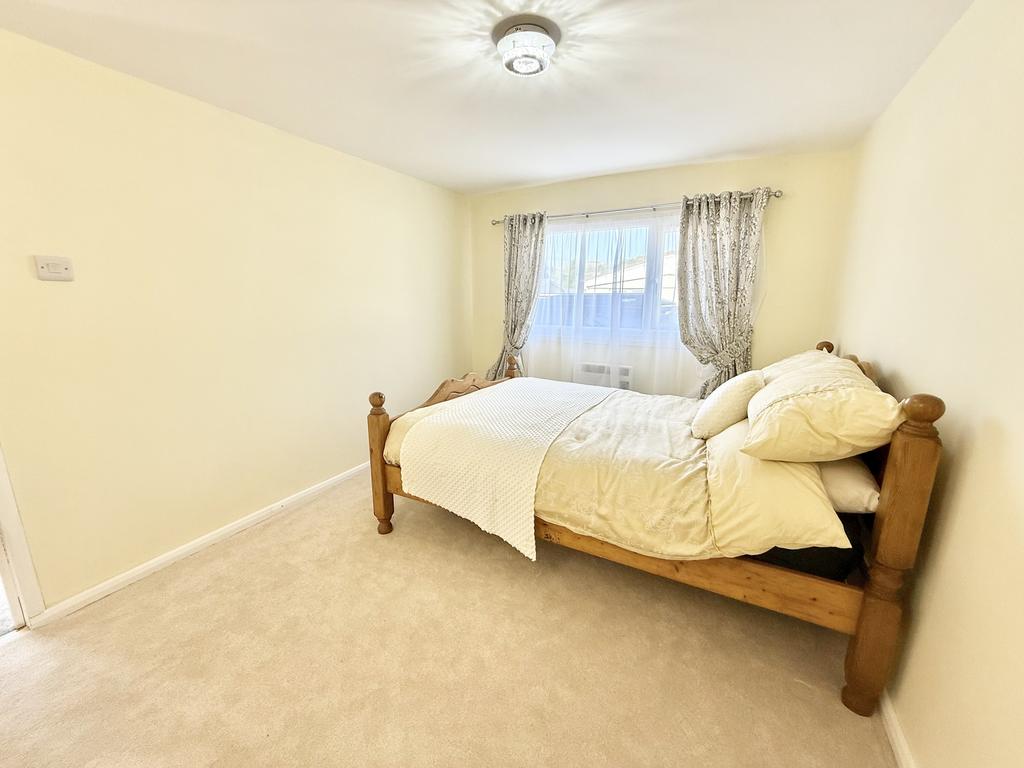 Main Bedroom (3).jpeg