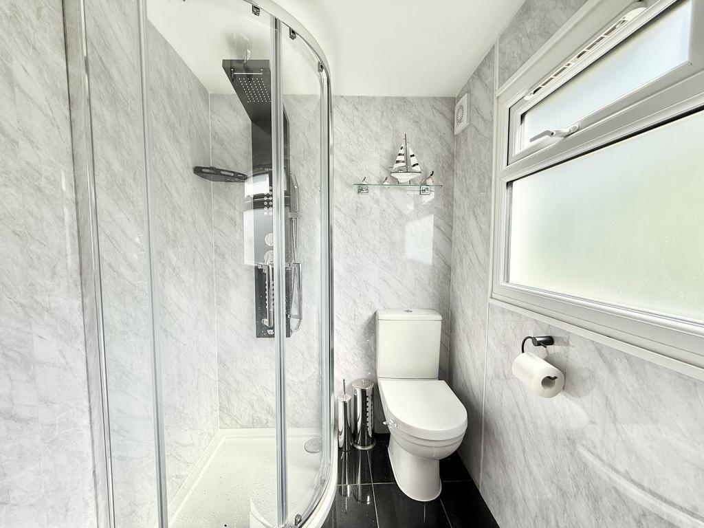 Shower Room.jpeg