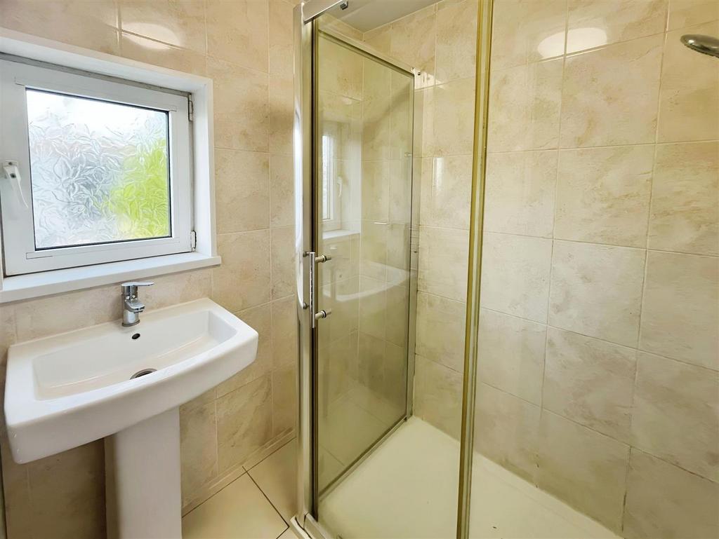 4182b23e-bathroom.jpeg