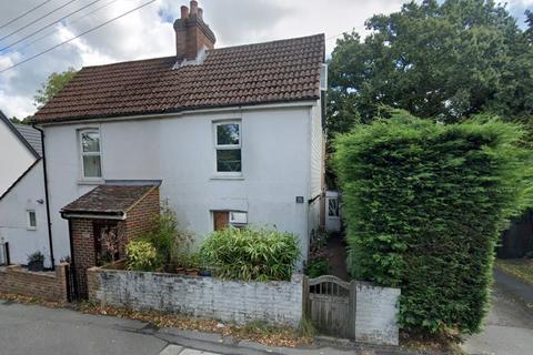 2 bedroom semi-detached house for sale, 182 Battle Road, Hailsham, East Sussex, BN27 1UE