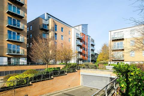 2 bedroom apartment to rent, Kingswood Heights, Queen Mary Avenue, South Woodford