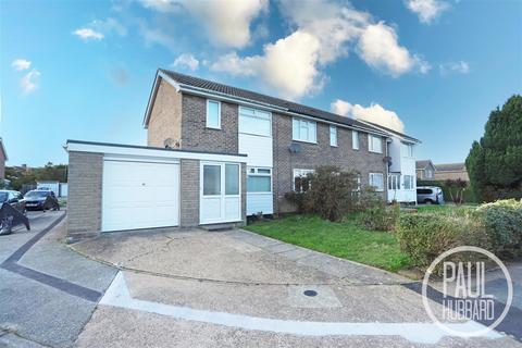 2 bedroom end of terrace house for sale, Catchpole Close, Kessingland, NR33