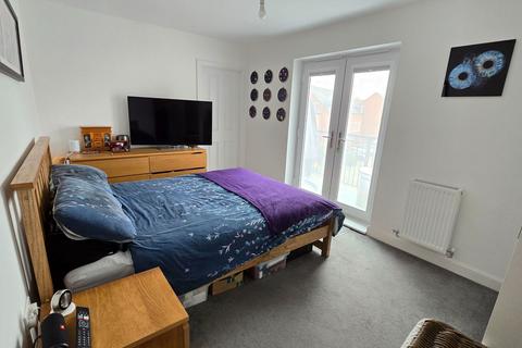 2 bedroom flat for sale, Home Straight, Newbury RG14