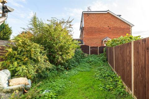 2 bedroom house for sale, Nightingale Road, Guildford